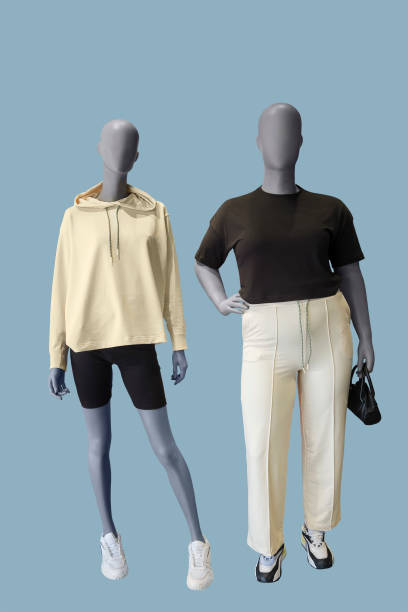 istock Full length female mannequin 1389534092