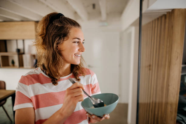istock I choose muesli for breakfast 1389544212