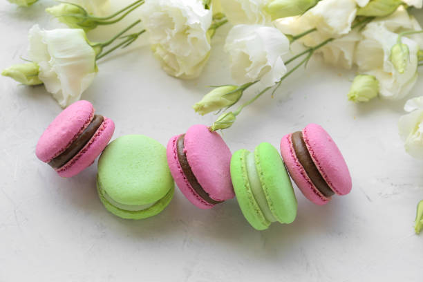 istock Flowers and dessert close up 1389547906