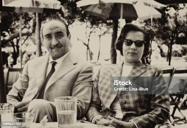 Happy Couple At A Sidewalk Cafe In 1952 Stock Photo - Download Image Now - Retro Style, Old-fashioned, Bar - Drink Establishment