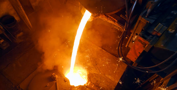 istock Pouring molten steel 1389640515