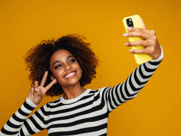 istock Beautiful afro woman 1389641466