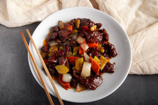 istock Veal with oyster sauce. typical chinese cuisine 1389644382