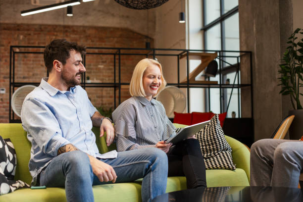 istock Two young startup employees having a casual meeting 1389686937