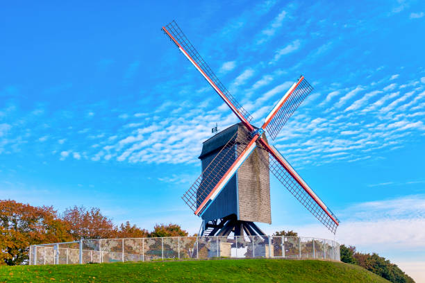 molino de sint-janshuis - belgium bruges windmill europe fotografías e imágenes de stock