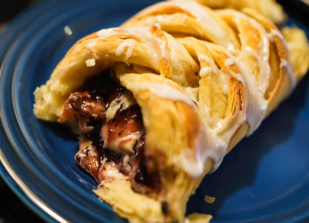 istock Pastry Strudel Closeup Detail 1389719431
