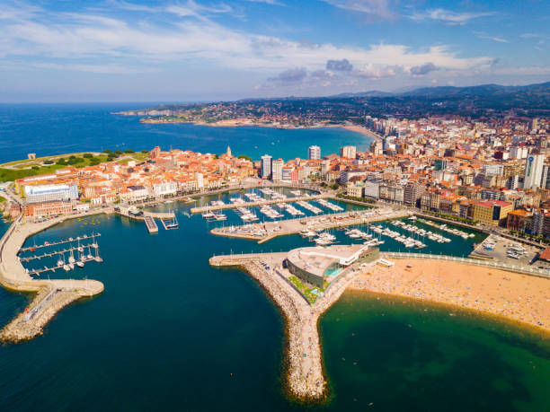 istock Sea shore of Gijon, Spain 1389746550