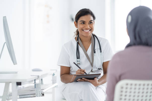 istock Doctor Meeting with a Muslim Patient 1389750366