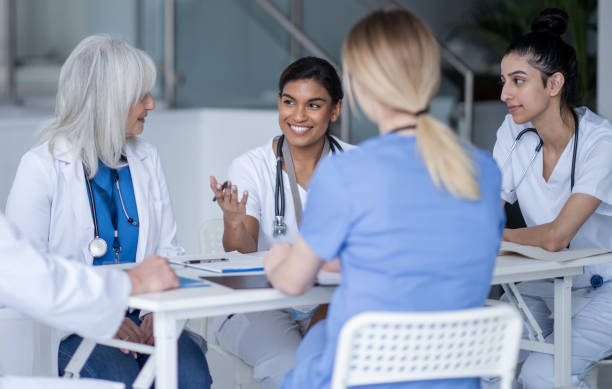 istock Medical Team Meeting 1389755776