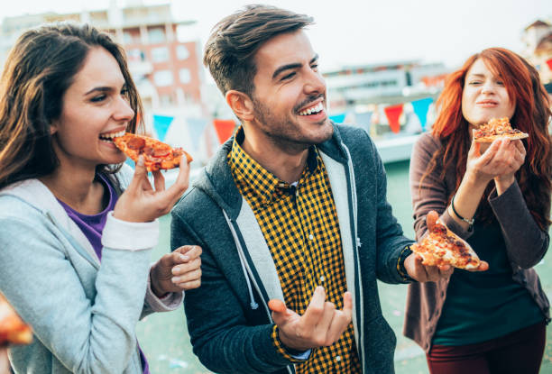 istock Pizza party on the roof 1389776662