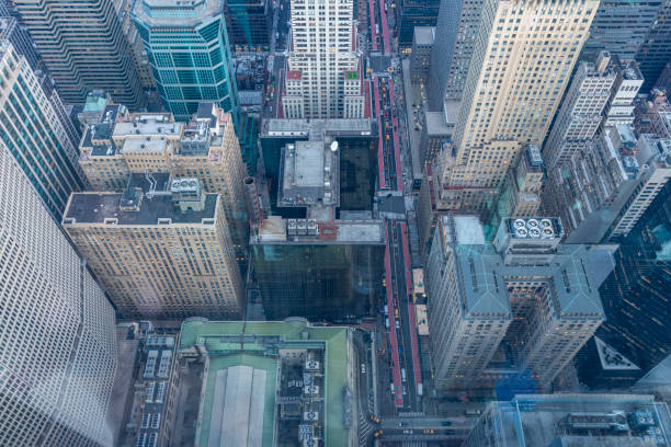 vista panorâmica de manhattan, nova iorque. - chrysler building grand central station built structure midtown manhattan - fotografias e filmes do acervo