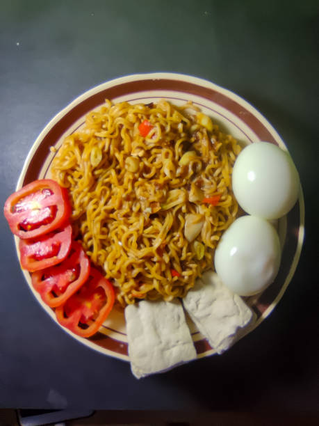 istock a plate of instant noodles 1389802651