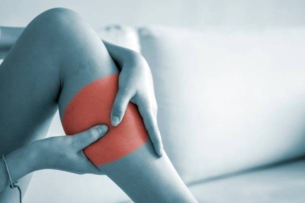 dor de perna - dormência - fotografias e filmes do acervo