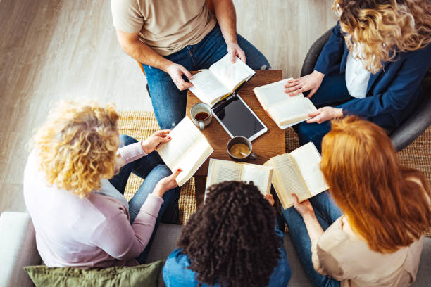 istock Public books reading with friends 1389876636