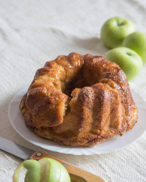 istock American sweet cinnamon cake monkey bread with butter caramel. Selective focus. 1389900183