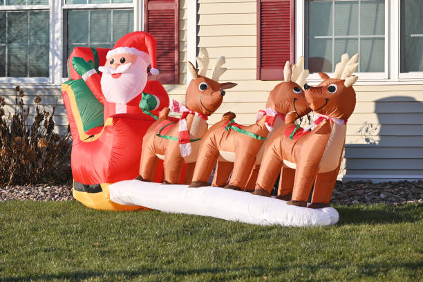 istock Inflatable Santa and Reindeer 1389960704