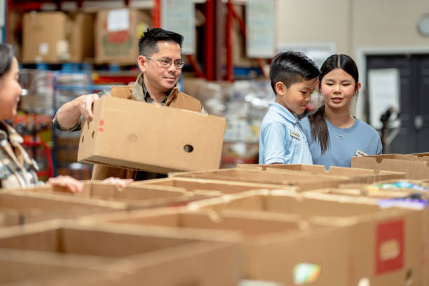 istock Packing at a Local Food Bank 1389973527