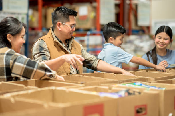 istock Packing at a Local Food Bank 1389973549