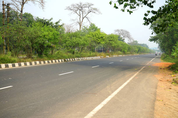 istock A Traffic free highway 1389991013