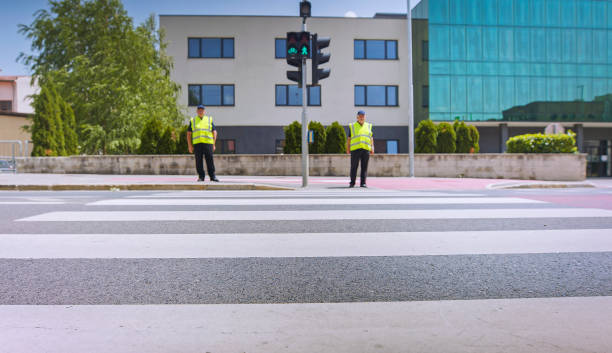 istock Police officers standing 1390038617