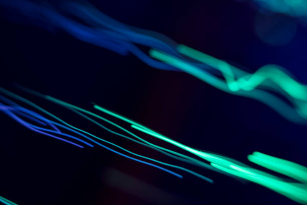 광섬유로 만든 추상적 디포커스 배경 - fiber optic technology abstract green 뉴스 사진 이미지