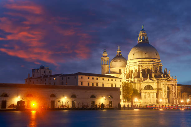 istock Dusk in Venice, Italy 1390050384