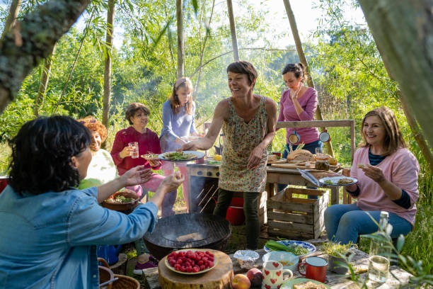 istock Cooking and Eating a Meal in Nature 1390052124
