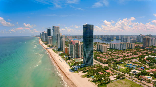istock View of Golden Beach 1390061274