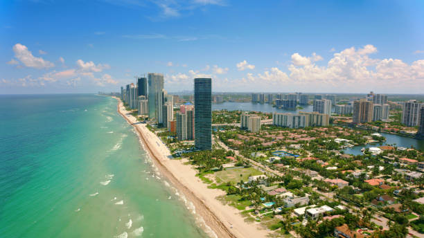 istock View of Golden Beach 1390061300