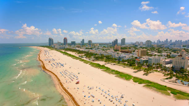 istock View of sandy beach 1390061301