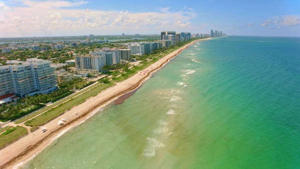 istock View of North Beach 1390068077