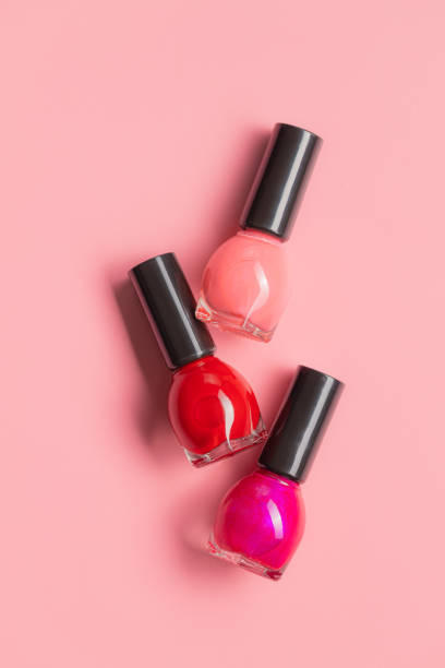 istock Colorful nail polish bottles 1390138016