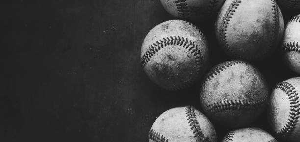 istock Old vintage baseball background banner 1390144303