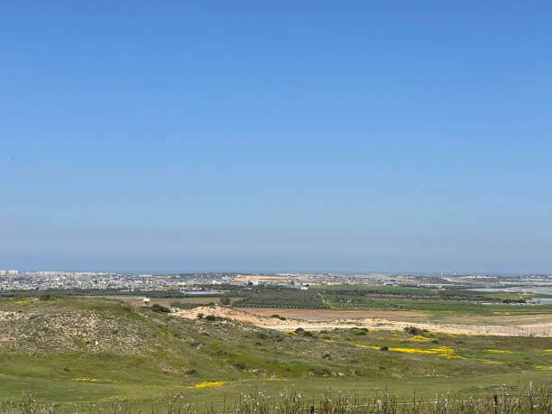 istock Overlooking The Gaza Strip From Israel 1390173475