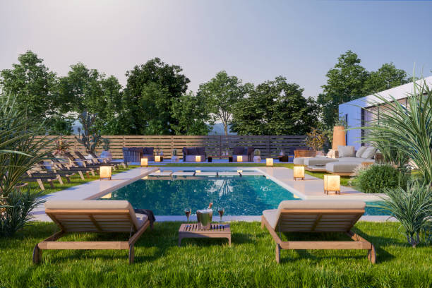 대형 테라스, 수영장, 소파 및 라운지 의자가있는 현대적인 럭셔리 빌라 - luxury house villa swimming pool 뉴스 사진 이미지