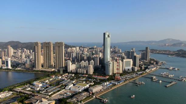 istock city ​​center high rise 1390278747