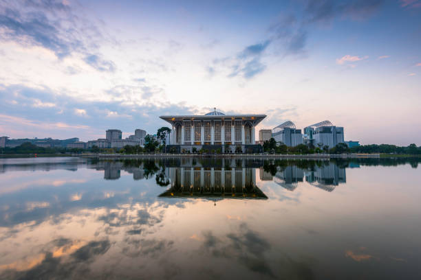 istock Sunrise at Iron Mosque Putrajaya 1390308834
