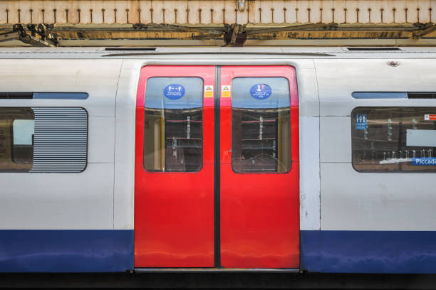 istock A London Underground tube train carriage 1390335472