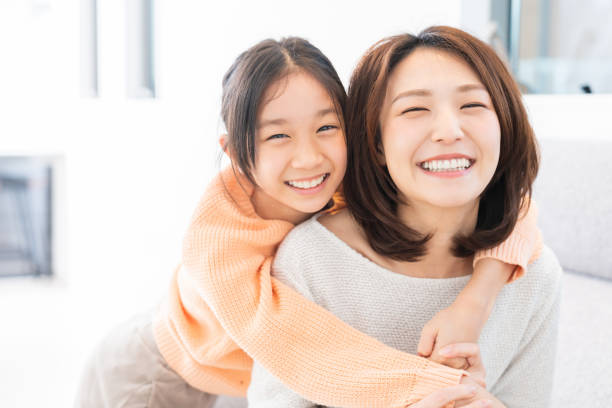 istock asian mother and daughter 1390377354