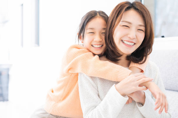 istock asian mother and daughter 1390377402