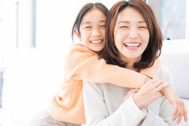 istock asian mother and daughter 1390377436