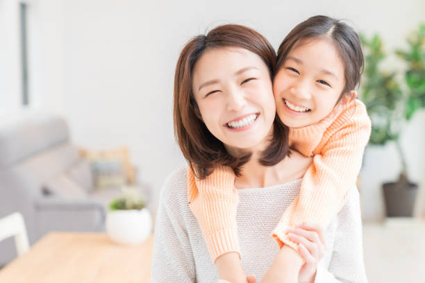 istock asian mother and daughter 1390377438