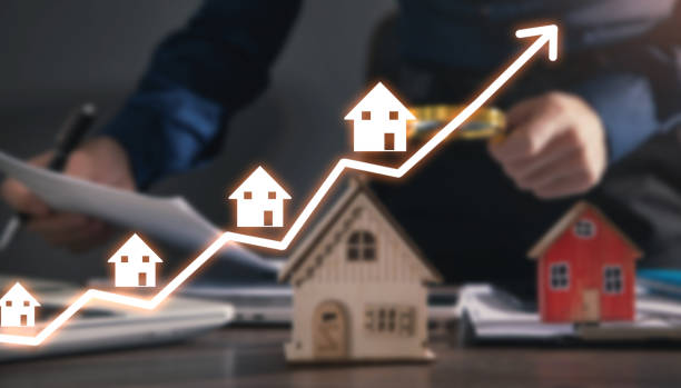istock Real Estate Graph. House market growth 1390422305