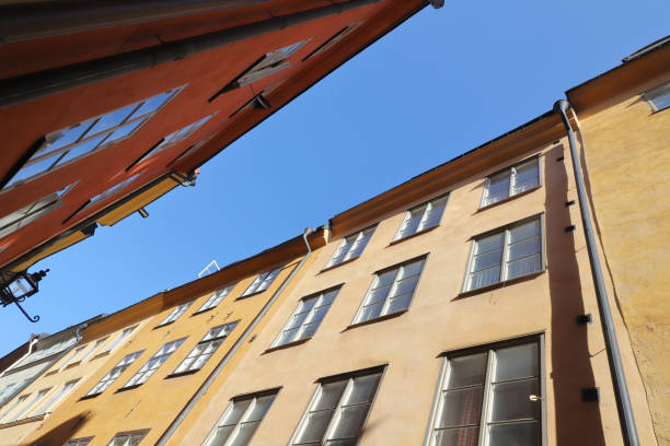 istock Narrow street 1390437722