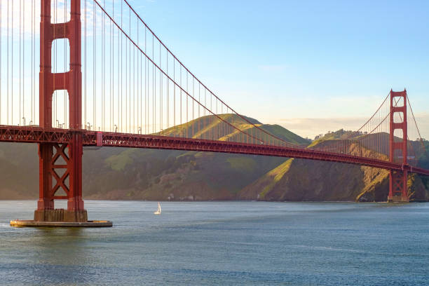 golden gate - golden gate bridge bridge large san francisco county foto e immagini stock