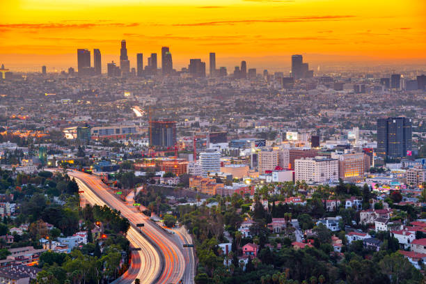 skyline de los angeles, califórnia, eua - beverly hills california city of los angeles los angeles county california - fotografias e filmes do acervo