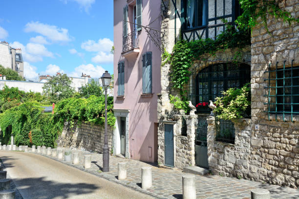 istock Montmartre district of Paris 1390489992