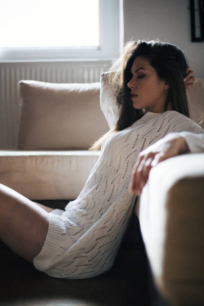 istock Beautiful Woman 1390524014