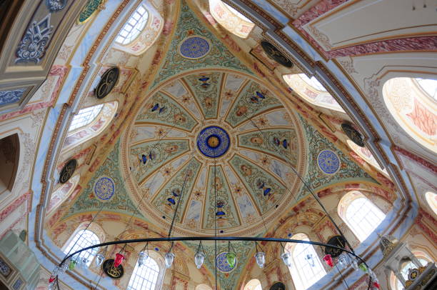 istock Altunizade Mosque - İstanbul 1390593254