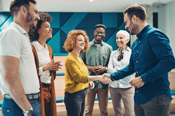 istock Congratulating the new team member 1390599540